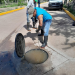 Aquilpa recibe atención a drenaje sanitario.