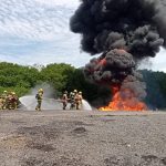 BOMBEROS DE SGIRPCGRO RECIBEN CAPACITACIÓN DE ATENCIÓN DE EMERGENCIAS EN AEROPUERTOS