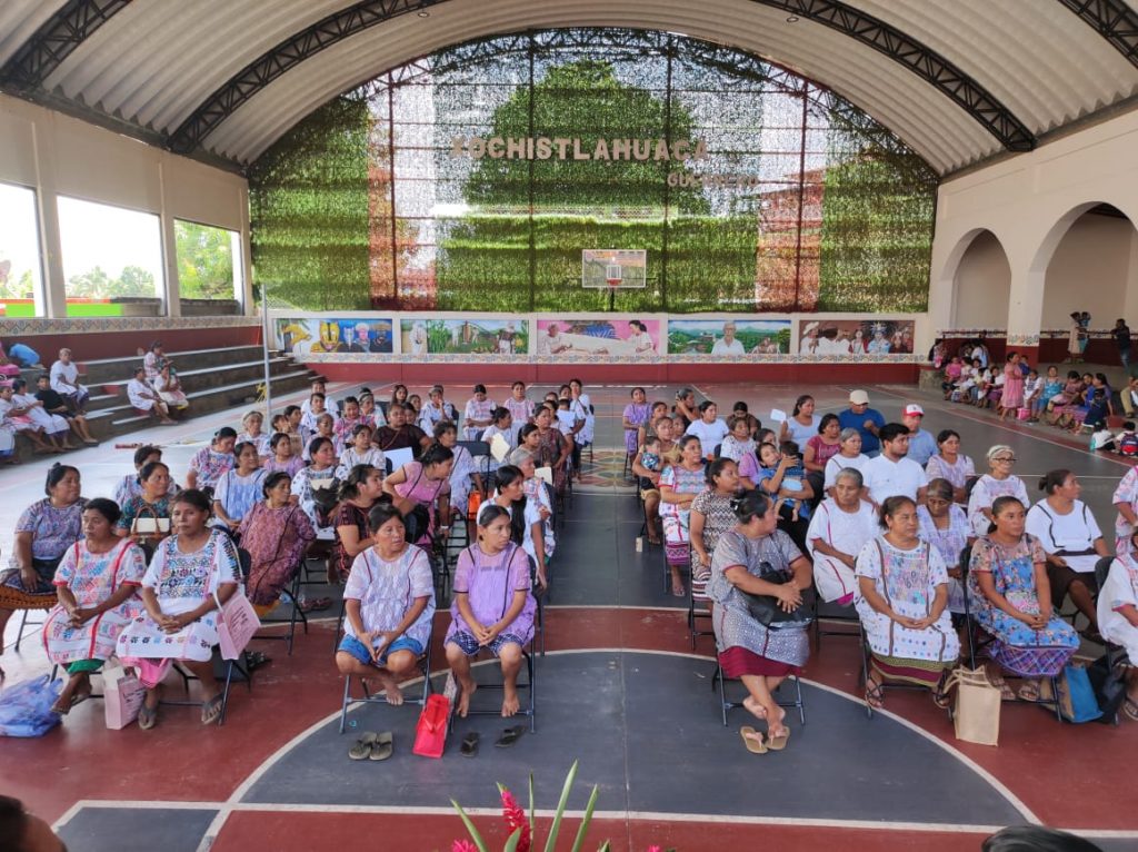Premian a los ganadores del XV Concurso Regional de Arte Popular, Textiles Y Alfarería: SEFODECO