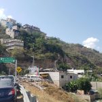 Continúa el bloqueo carretero: Maestros y Padres de Familia rechazaron ofrecimiento de mesa de trabajo en Chilpancingo.