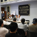 «Redacción, fotografía y parlamentarismo para periodistas»