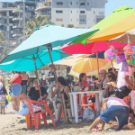 Acapulco sigue siendo uno de los destinos preferidos entre los turistas nacionales y extranjeros.