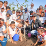Arranque de reforestación en el parque papagayo «Acapulco».