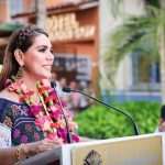 Inaugura Evelyn Salgado la remodelación de la Zona Peatonal del Centro de Zihuatanejo
