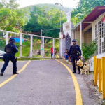 La Policía Estatal recorre panteones de Chilpancingo como parte de la jornada por el operativo especial del Día de Muertos 2024.