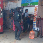 Ejecutan a balazos a un trabajador de lácteos, en el mercado BRLM de Chilpancingo