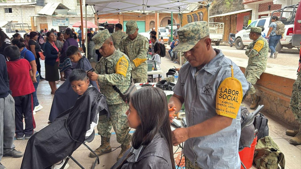 Gobierno de Guerrero fortalece, con la Feria de Servicios Integrales, a la población del municipio de Zapotitlán Tablas