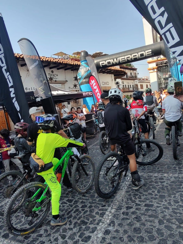 Taxco vibra con el ciclismo extremo del campeonato nacional Epic Enduro 2025