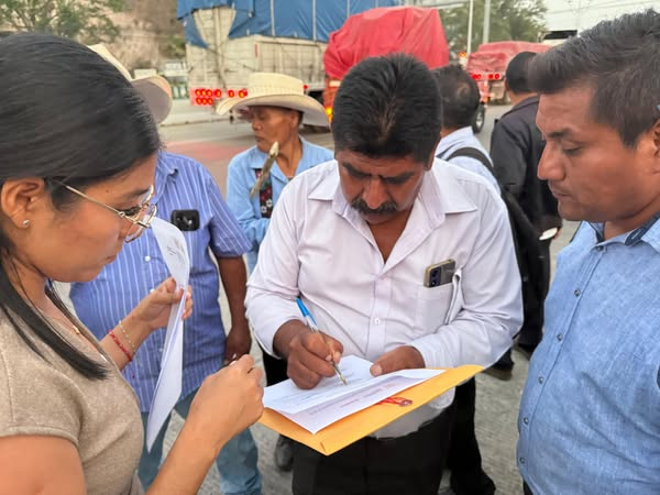 Se levanta bloqueo en la Autopista del Sol tras diálogo entre comuneros de Tilapa y autoridades estatales